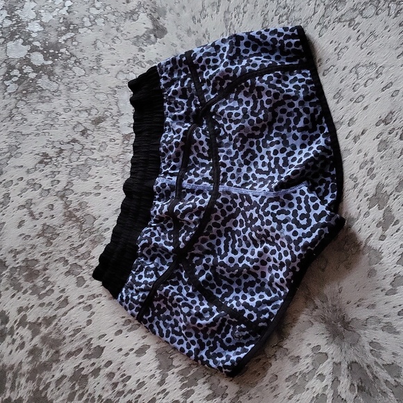 Lululemon RunSpeed Short 4-way Stretch Ace Spot Lullaby Black Sz6 - Picture 8 of 11